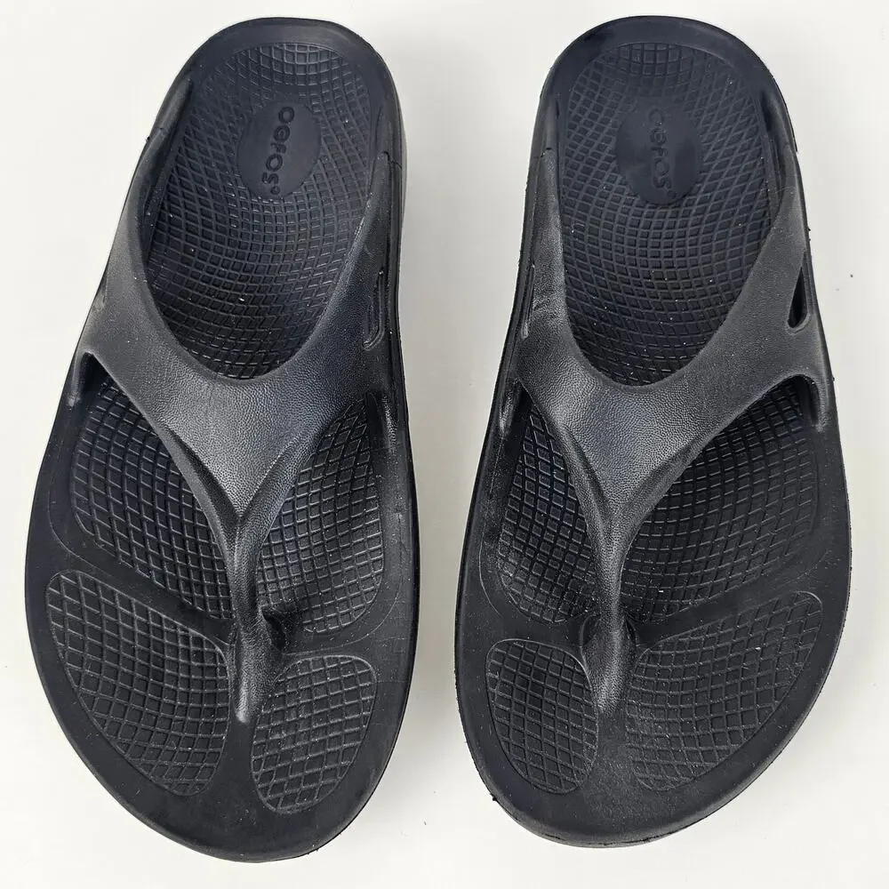 Shoes Oofos black classic flip flops Men's 9 W11 VGUC